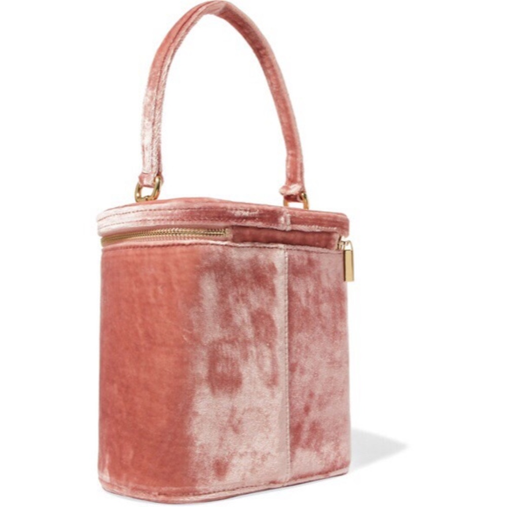 ❌SOLD❌ STAUD Vitti Crushed Velvet Pink Bucket Bag - Picture 4 of 8